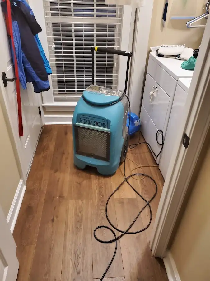 Commercial dehumidifier deployed for Flood Damage Cleanup in Kingsville